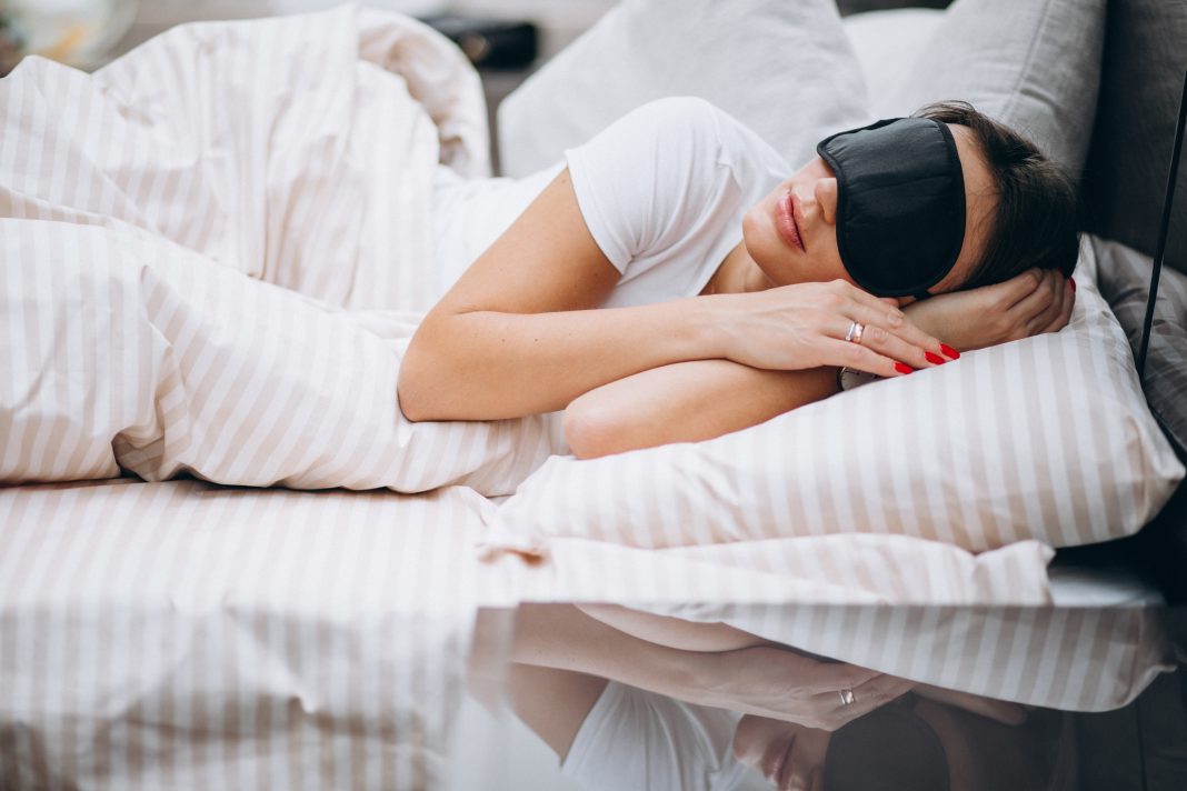 Ingin Bisa Menurunkan Berat Badan Saat Tidur? Yuk, Terapkan Satu Trik Mudah Ini 