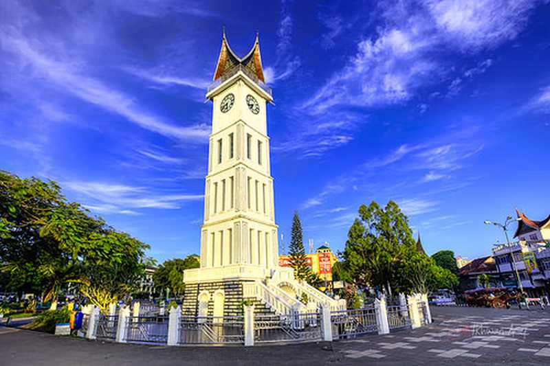 Menara Jam Gadang Eksplorasi Keindahan Arsitektur dan Sejarah