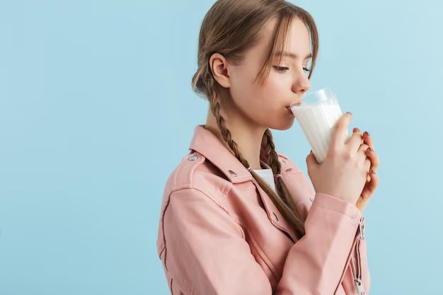 8 Hal yang akan Terjadi Pada Tubuh ketika Kamu Minum Susu Sapi Setiap Hari (Bagian 2)