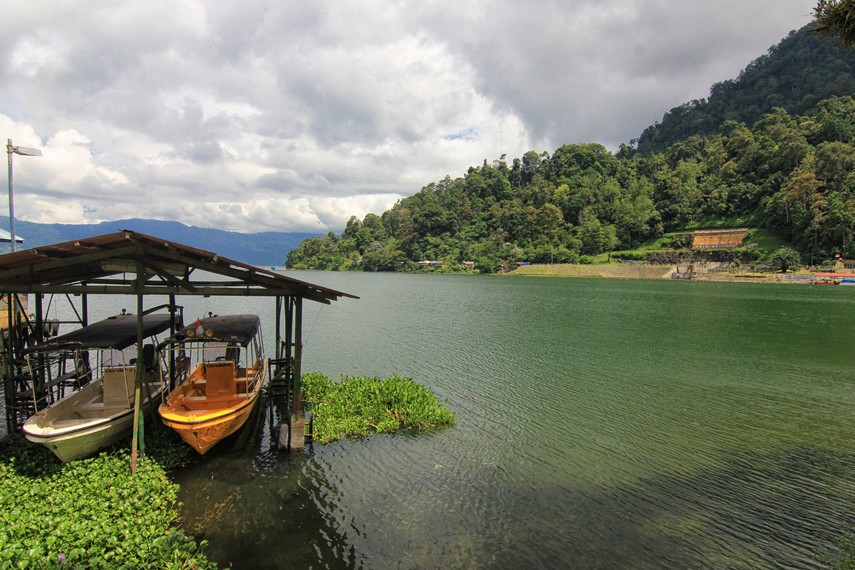 Wisata Danau Maninjau di Sumatra Barat Eksotisme Alam dan Legenda