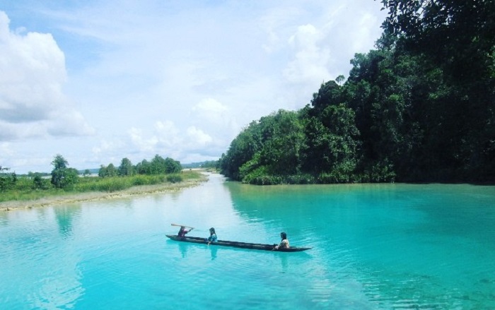Pesona Danau Framu Ayamaru Keindahan Tak Terduga di Timur Indonesia