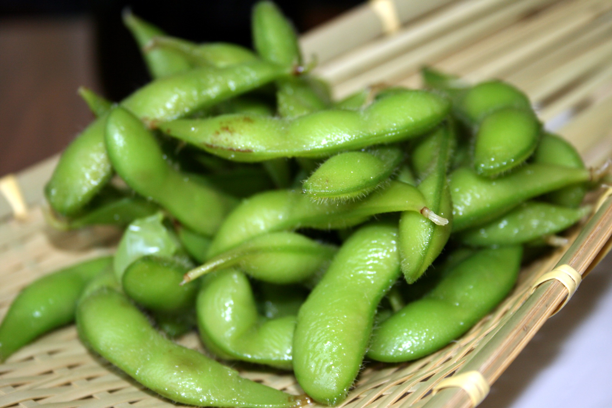 Edamame: Camilan Lezat dan Kaya Nutrisi yang Menakjubkan