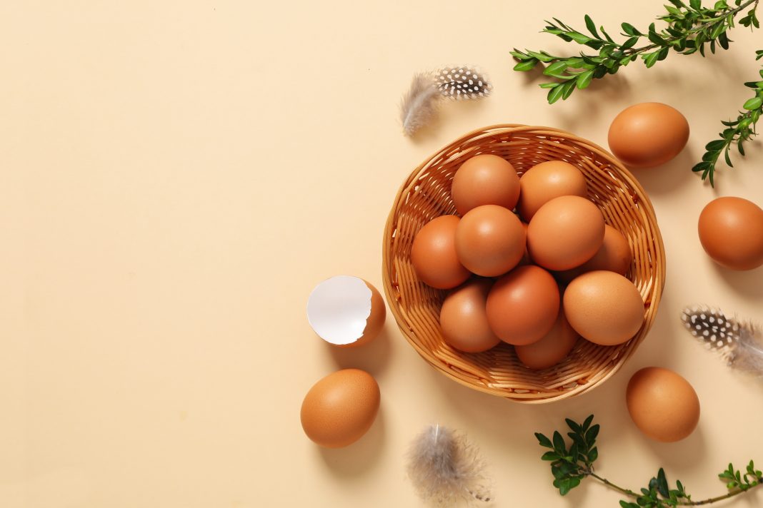 Alasan Mengapa Kamu Sebaiknya Tidak Memakan Telur yang Retak