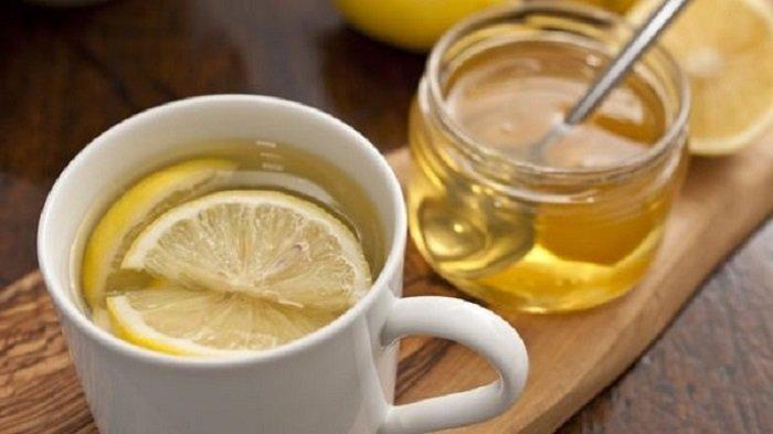 Manfaat Air Lemon Hangat di Pagi Hari untuk Kesehatan Anda